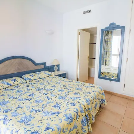 Apartment With Wifi And Pool *