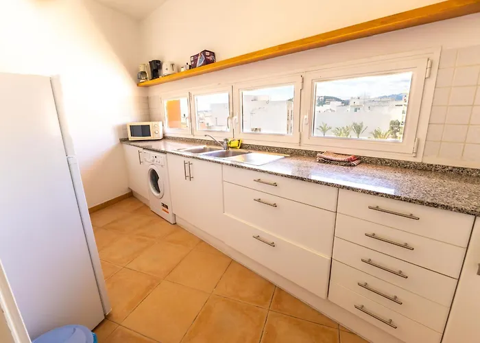 Apartament Eu Moll 2b - Near The Sea With Wifi And Pool